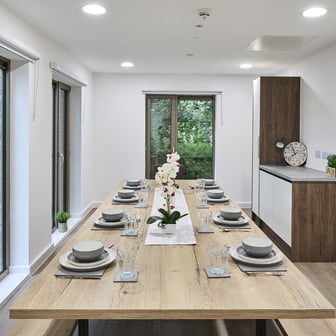 Ensuite Gold - Image 3