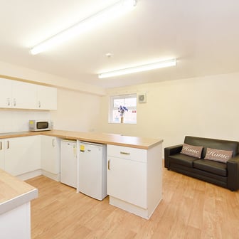 Ensuite - Silver - Image 3