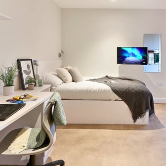 Diamond Studio - Image 1