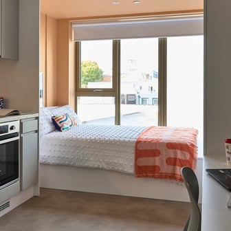 Silver Studio - Image 2