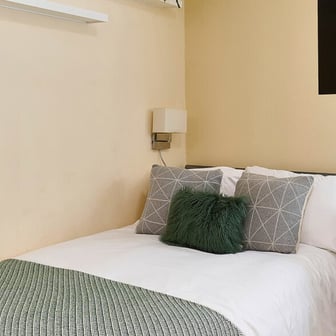 Twin Studio - Image 2