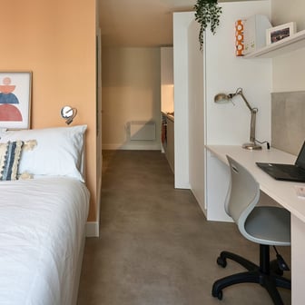 Gold Studio - Image 1