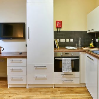 Deluxe Studio - Image 4