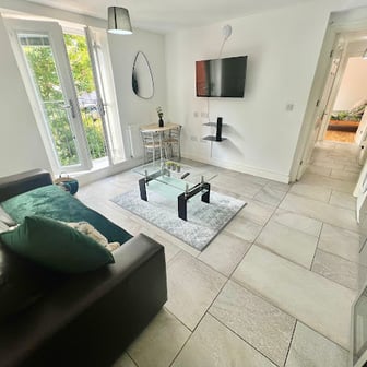 Flat 2 - 2 bedrooms  - Image 1