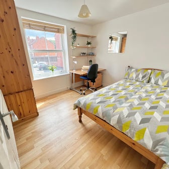 Flat 5 - 2 bedrooms - Image 5