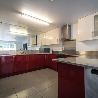 Room 11 Luxury En Suite in 11 bed house - Image 10