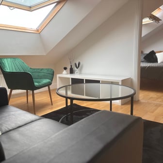 Top Floor Flat- 2 Bedrooms - Image 3