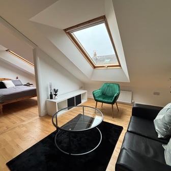 Top Floor Flat- 2 Bedrooms - Image 8