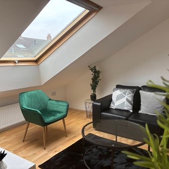 Top Floor Flat- 2 Bedrooms - Image 9