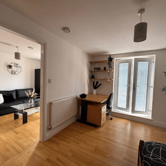 Flat 2- 1 Bedroom - Image 4