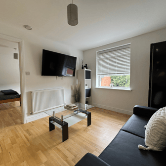 Flat 5- 1 Bedroom - Image 1