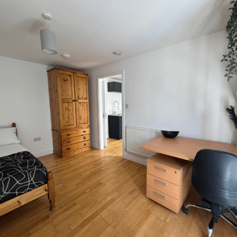 Flat 2- 1 Bedroom - Image 1