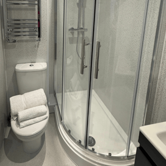 Flat 2- 1 Bedroom - Image 6