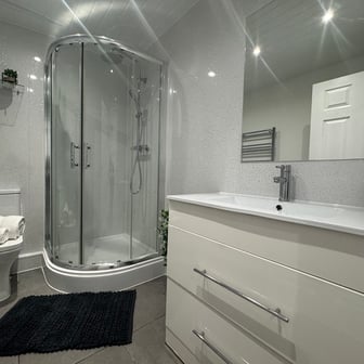 1 Bedroom Studio - Image 7