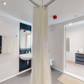 DDA Large Single Studio - Image 6