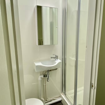 Standard Ensuite Type L - Image 2