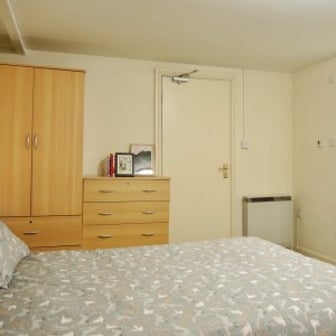 Studio Flat- MB36 (Reserved for 2nd Year or more Students) - Image 2