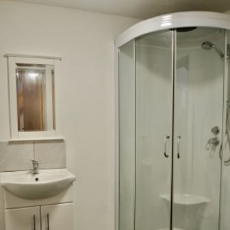 Studio Flat- MB120 (Reserved for 2nd Year or more Students) - Image 4