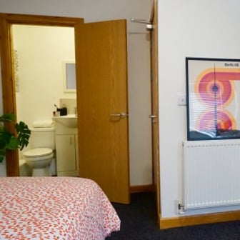 Large Ensuite Room- MB129 (Reserved for 2nd Year or more Students) - Image 2
