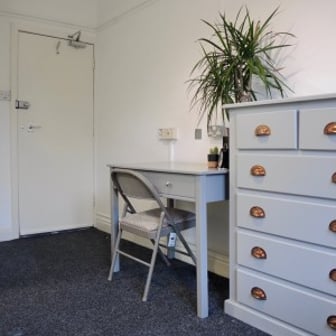 Double Ensuite Room- MB9 (Reserved for 2nd Year or more Students) - Image 3