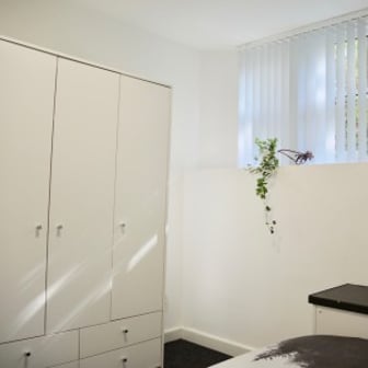 One Bed Flat- MB4B (Reserved for 2nd Year or more Students) - Image 4