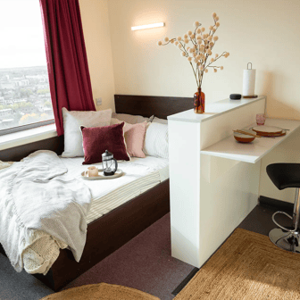 Premium Student Studio - Image 3