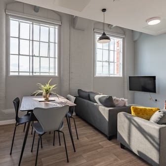 Economy Ensuite - Image 4