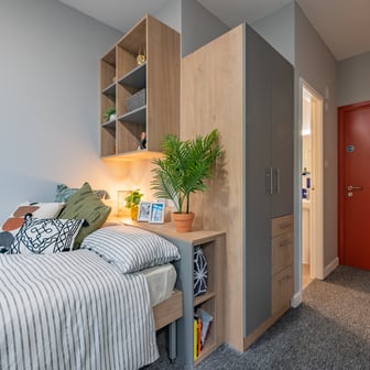 Economy Ensuite - Image 7