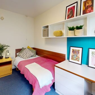 Cloister Standard Room - Image 1