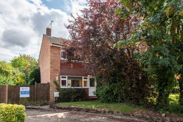 5 bed house, St Dunstans Close, St Stephens, Kent, CT28LP - Image 1
