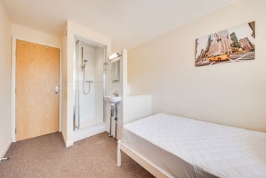 5 bed house, Crossways, Hales Place, Canterbury, CT27BS - Image 12