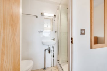 5 bed house, Crossways, Hales Place, Canterbury, CT27BS - Image 15