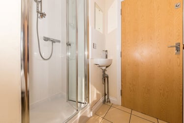 5 bed house, College Road, Christchurch, Kent, CT11QX - Image 11