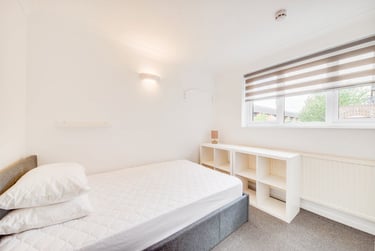 5 bed house, Regency Place -Professional, Christchurch, Kent, CT11YS - Image 3