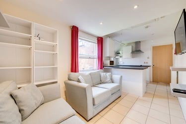4 bed flat, Northgate (Flat), Christchurch, Kent, CT11BE - Image 6