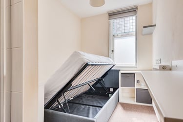 4 bed flat, Northgate (Flat), Christchurch, Kent, CT11BE - Image 13