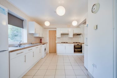 5 bed house, Devon Road, Christchurch, Kent, CT11RP - Image 9
