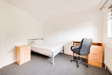 4 bed house, Tenterden Drive, Hales Place, Canterbury, CT27BN - Image 14