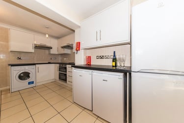 6 bed house, Shipman Avenue, Harbledown, Kent, CT28PE - Image 6