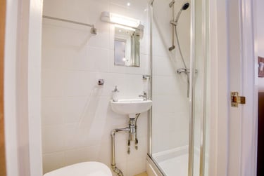 6 bed house, Downs Road, Hales Place, Kent, CT27TW - Image 12