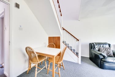 1 bed house, St Michaels Road, St Stephens, Kent, CT27HG - Image 5
