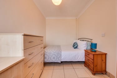 5 bed house, Warwick Road - Professional, Christchurch, Kent, CT11RQ - Image 8