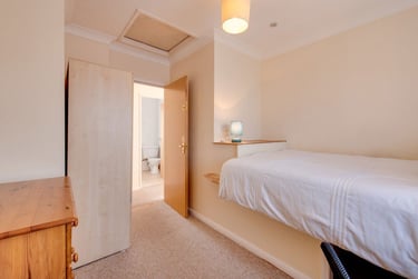 5 bed house, Warwick Road - Professional, Christchurch, Kent, CT11RQ - Image 15