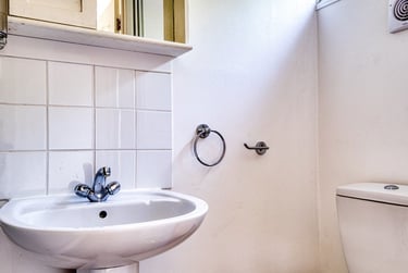 1 bed house, Somner Close, St Stephens, Kent, CT28LJ - Image 5