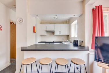 4 bed house, Old Park Avenue - Family, Christchurch, Kent, CT11DN - Image 1