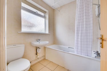 4 bed house, Old Park Avenue - Family, Christchurch, Kent, CT11DN - Image 15