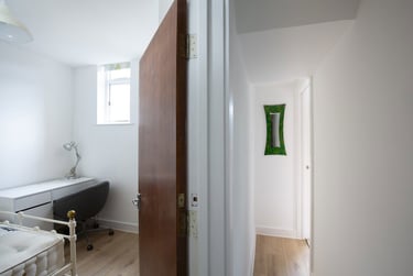2 bed flat, Station Road West, St Stephens, Kent, CT28AN - Image 11