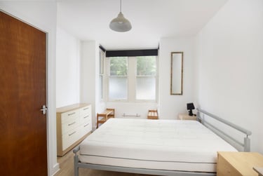 2 bed flat, Station Road West, St Stephens, Kent, CT28AN - Image 15