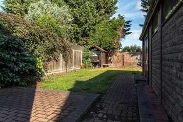 1 bed house, College Road - Room, Christchurch, Kent, CT11QX - Image 11