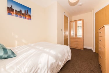 1 bed house, College Road - Room, Christchurch, Kent, CT11QX - Image 7